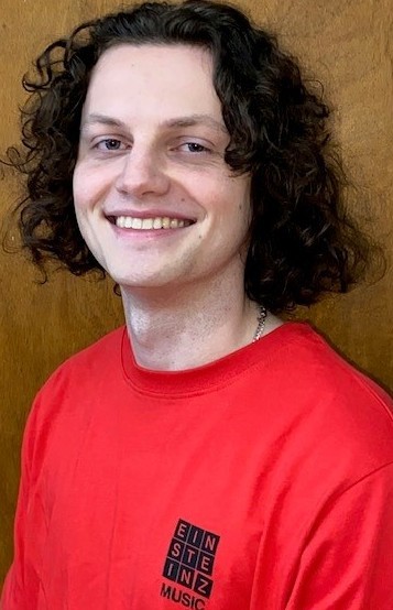 Chris headshot